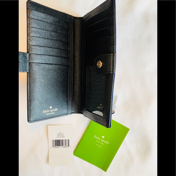 🎉HP-New Kate Spade Stacy Wallet in Cruise Stripe! - Picture 5 of 8